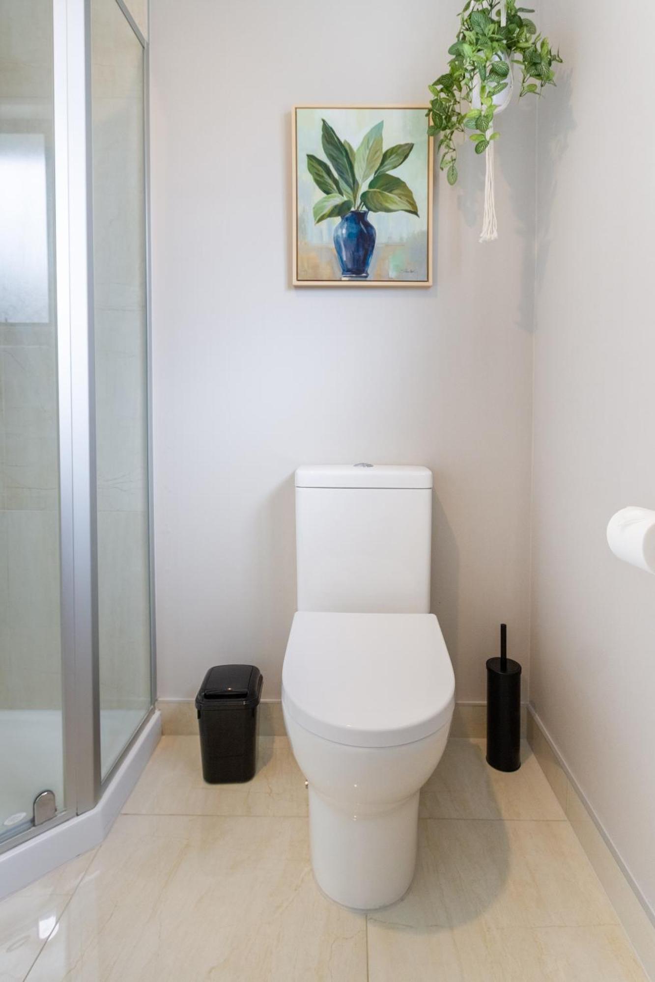 Latimer Square Luxe: 1Br W/ Sofa Bed كريستتشيرش المظهر الخارجي الصورة